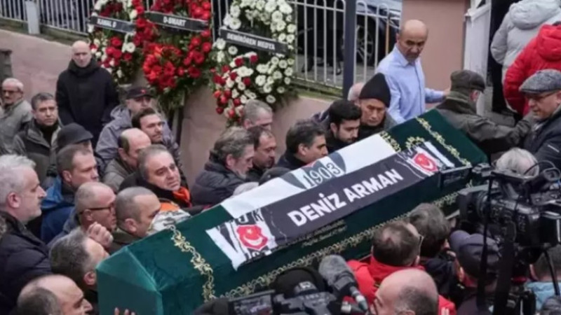 Ünlü Gazeteci Deniz Arman'ın Cenazesinde Hüzün Vardı!