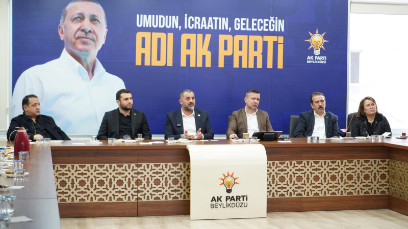 AK Parti Beylikdüzü İlçe Başkanı Ömer Çolak İmamoğlu'nun Kaçak Yapılarını İfşa Etti!