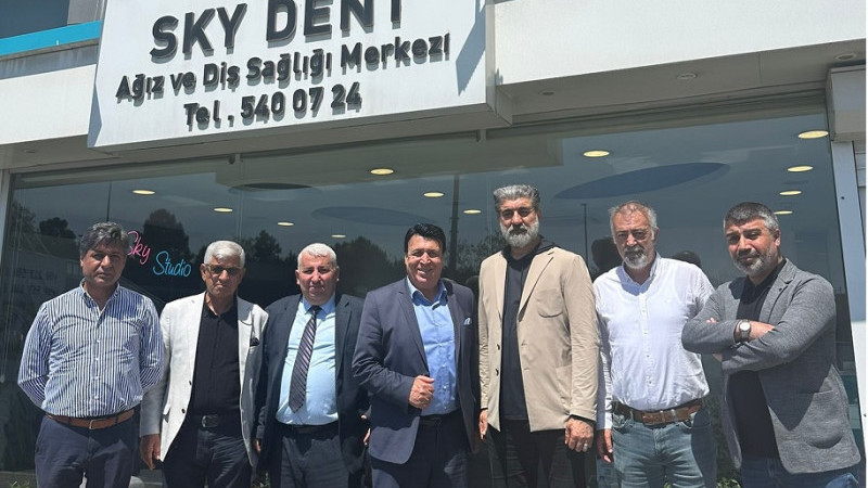 Skydent Ağız ve Diş Sağlığı Merkezi Herkese Hollywood Gülüşü Kazandırıyor!