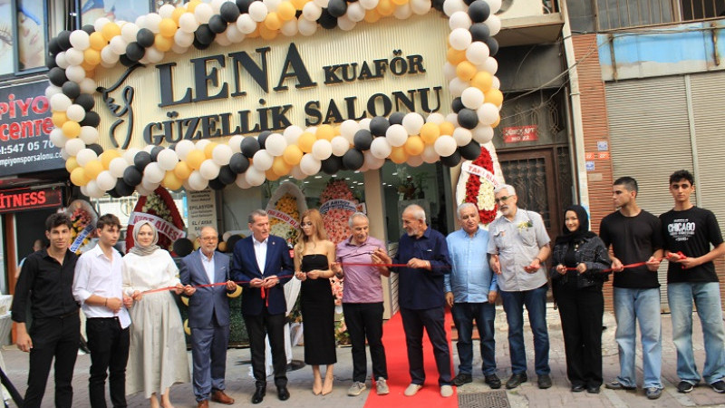 Zeytinburnu Lena Güzellik Merkezi’ne Görkemli Açılış!