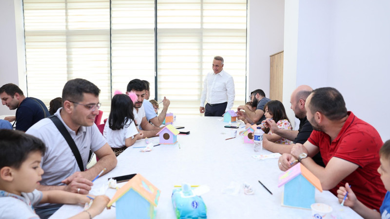 Çocuklar Bu Kez Babalarıyla Mutfağa Girdi