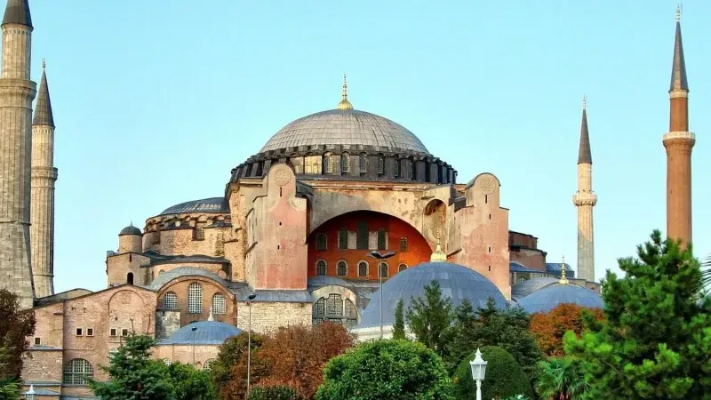 Ayasofya Camii’nde Kundaklama Girişimi: Yeni Detaylar Ortaya Çıktı