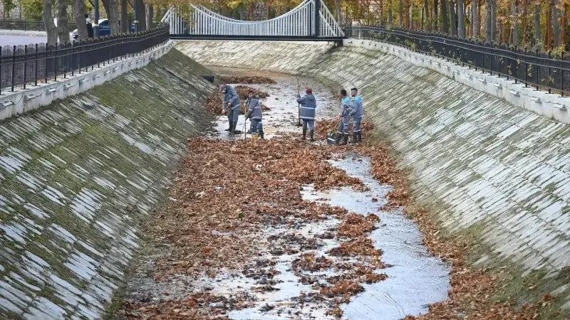 Çayboyu Kanalında Sonbahar Temizliği Başladı