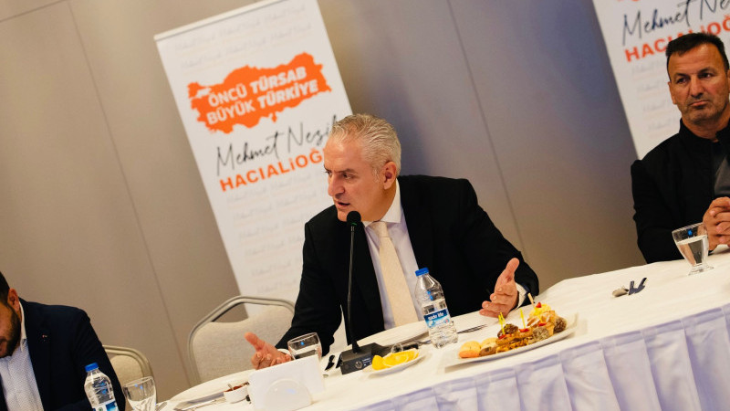 Hacıalioğlu Turizmde Nitelikli İstihdam Reformuyla TÜRSAB Seçimlerine Damga Vuruyor