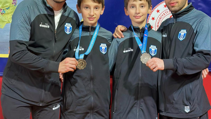 Geleceğin Yıldız Kungfucuları Şampiyon İkiz Kardeşler!