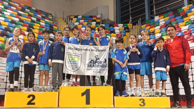 Büyükçekmece Belediyesi Spor Kulübü, atletizmde gururu yaşattı