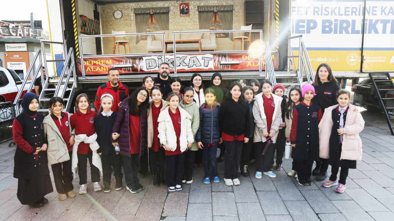 AFAD Deprem Simülasyon Tırı Eyüpsultan’da
