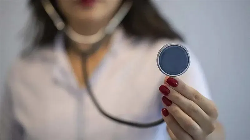 Hekimsen’den sağlık sistemi için kritik uyarı: Malpraktis savunmacı tıbbı artırıyor