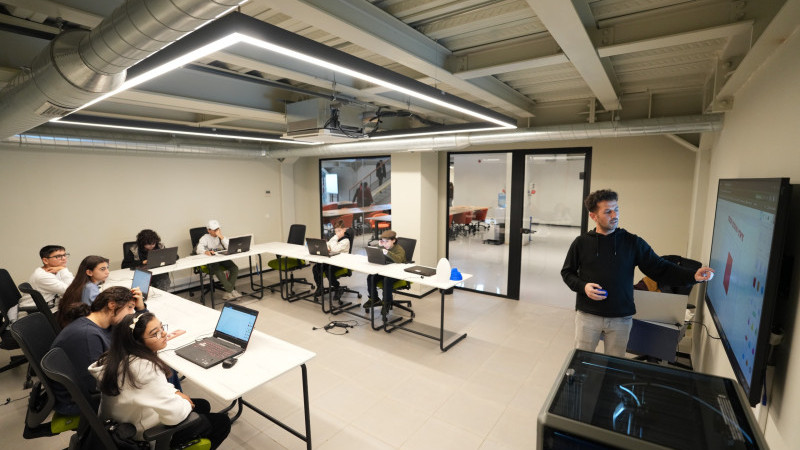 Maker Atölyeleri Kartallı Öğrencileri Bilim ve Teknolojiyle Buluşturuyor