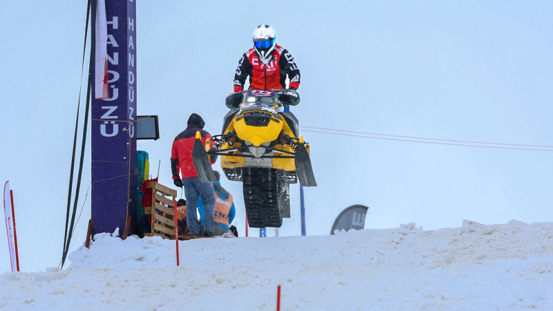 KAR MOTOSİKLETİNDE DÜNYA HEYECANI RİZE'DE