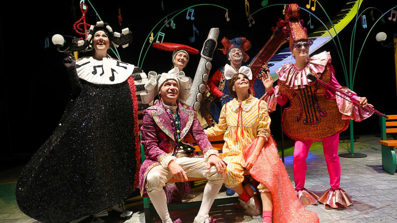 İBB ŞEHİR TİYATROLARI OCAK AYINDA 33 OYUNU SEYİRCİYLE BULUŞTURUYOR