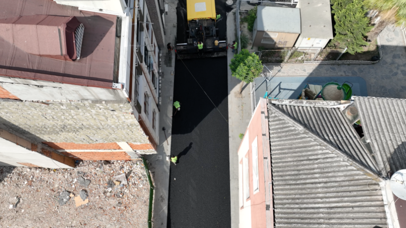 Zeytinburnu’nda Yol Yenileme Çalışmaları Sürüyor