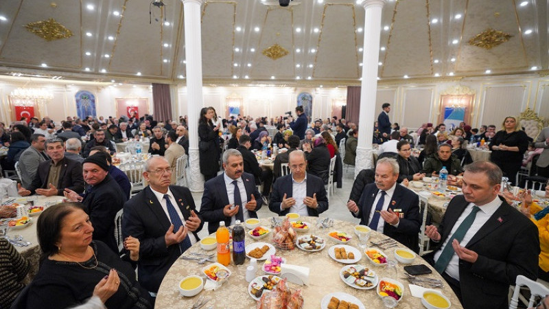 BEYLİKDÜZÜ BELEDİYESİ’NDEN ŞEHİT AİLELERİ VE GAZİLERE VEFA İFTARI