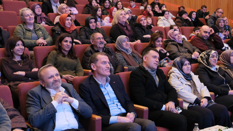 MUSTAFA KARATAŞ SÖYLEŞİSİ, ZEYTİNBURNU KÜLTÜR SANAT’TA GERÇEKLEŞTİ!