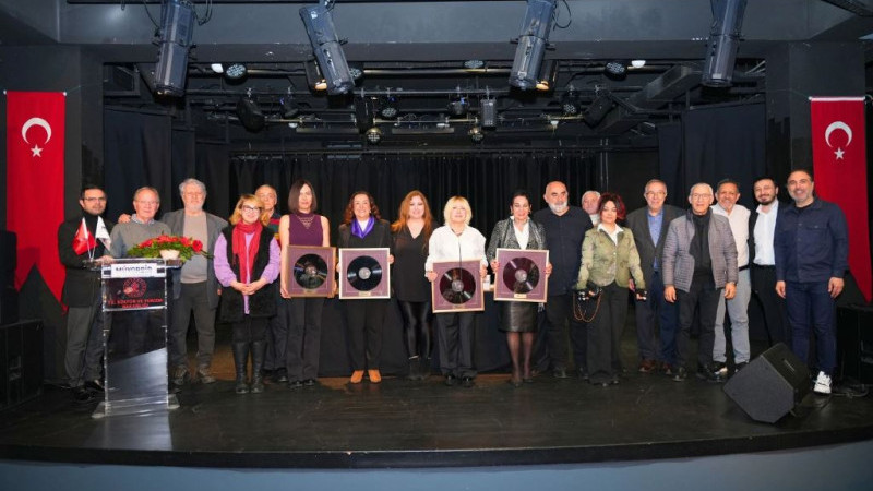 Kadınlar üretmeye, sahnede ve hayatın her alanında olmaya devam ediyor