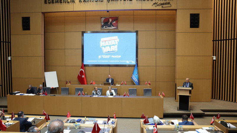 BELEDİYE MECLİSİ’NDE 2025 YILI FAALİYET RAPORU OY ÇOKLUĞUYLA KABUL EDİLDİ