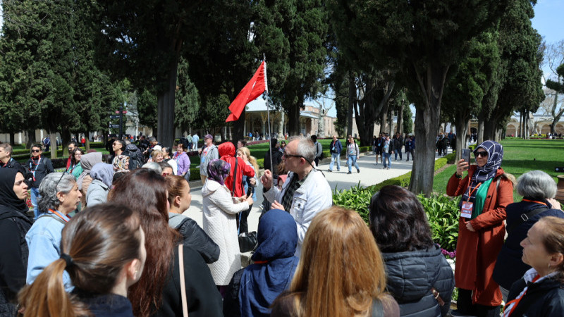 KÜÇÜKÇEKMECE'DE KÜLTÜR VE SANAT GEZİLERİ DEVAM EDİYOR