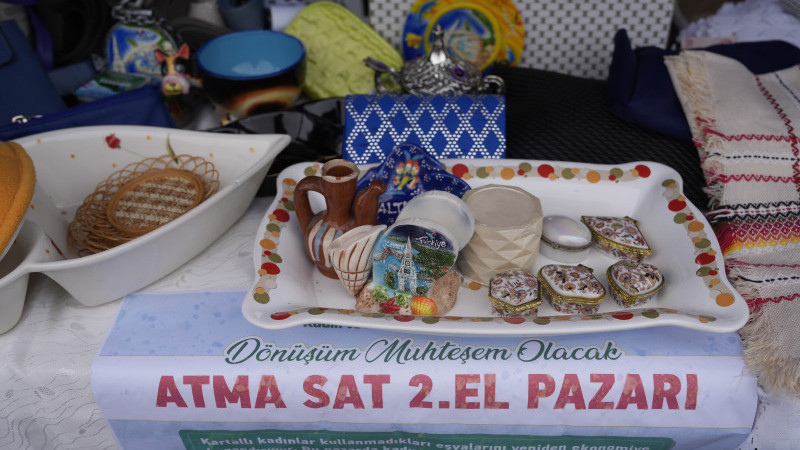 KADIN EMEĞİ VE ÇEVRE BİLİNCİ BU PAZARDA BULUŞTU