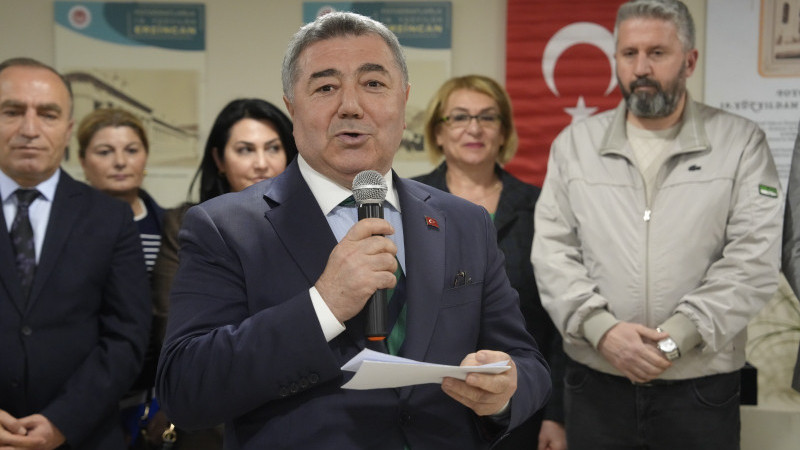 Kartal’da Tarihe Yolculuk: “Fotoğraflarla 19. Yüzyıldan Günümüze Erzincan” Sergisi Açıldı