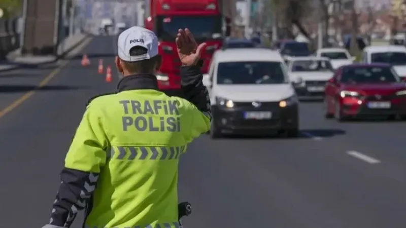 İçişleri Bakanı Çiftçi’den bayram trafiği için kritik uyarılar