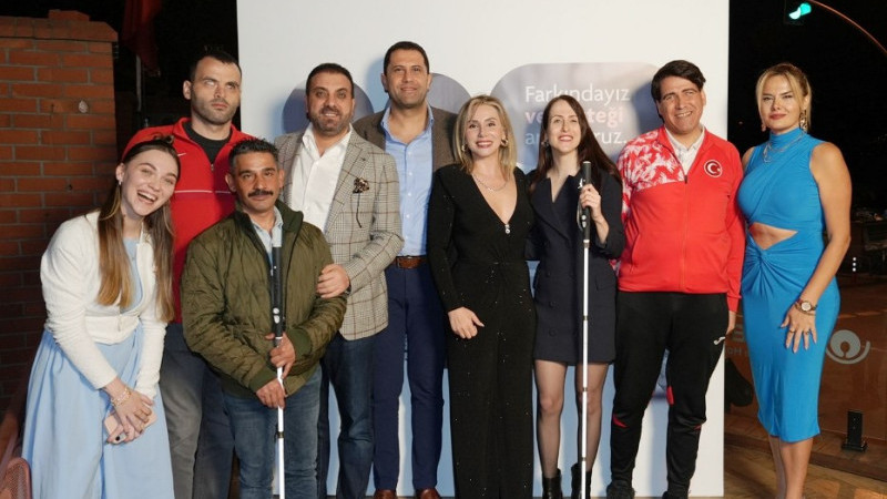 32 Görme Engelli Sporcuya WeWALK Akıllı Baston Desteği