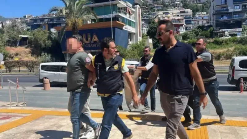 Alanya'daki cinayette 2 şüpheli tutuklandı