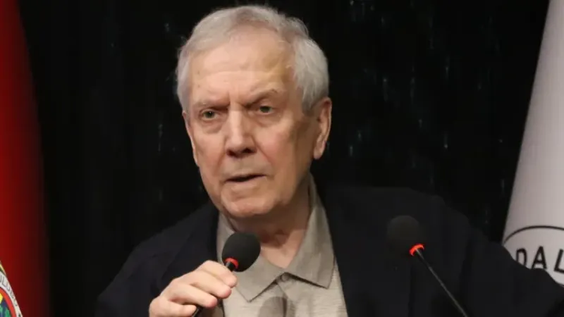 Aziz Yıldırım: Fenerbahçe için yol ayrımındayız