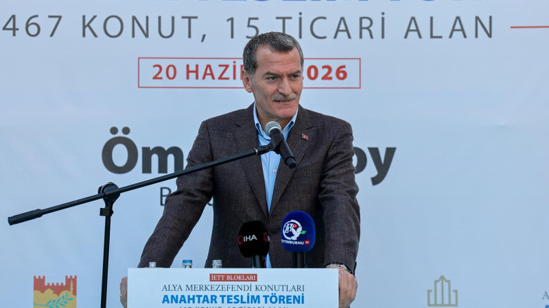 25 Yıllık Bekleyiş Sona Erdi: İETT Blokları’nda Anahtarlar Teslim Edildi