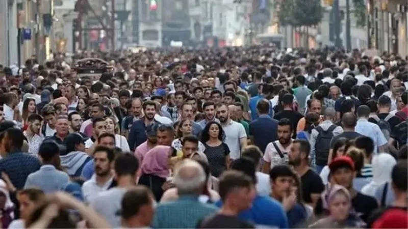 2025'te 2,4 milyon kişi iller arasında göç etti