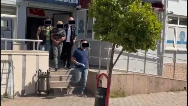 Afyonkarahisar’da 15 yıl hapis cezası bulunan firari yakalandı