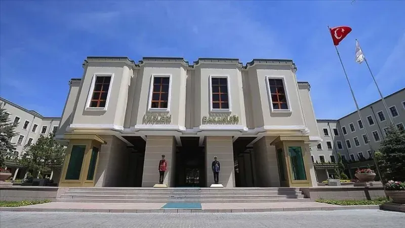 Balçova Belediye Başkanı Onur Yiğit görevine iade edildi